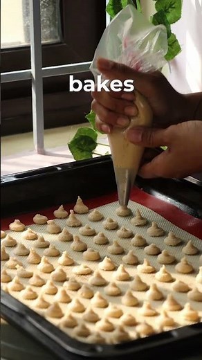 Try Eggless Vanilla Drops, the perfect snack for your child! #cake #cookies #vanillabiscuits #diy