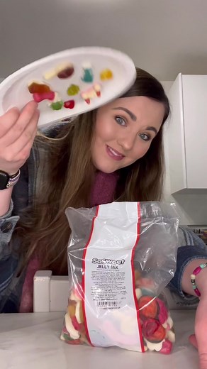 Mother and Daughter Prank Fail - Hilarious Reaction Video