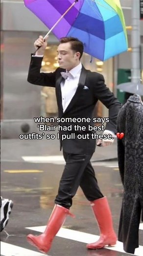 When someone says Blair Waldorf had the best outfits so i pull out these 😭