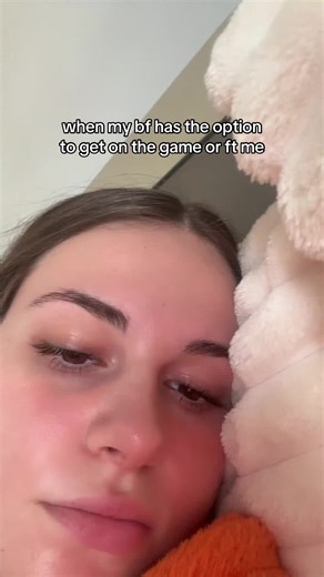 When My Boyfriend Chooses Gaming Over Me