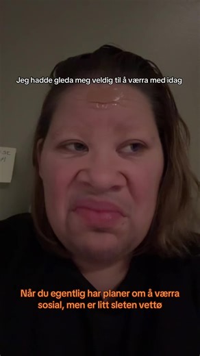 Sleten og Sosial: Når Planene Endrer Seg