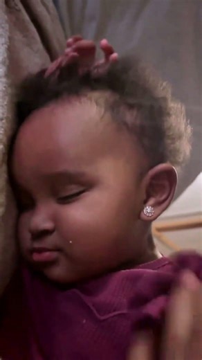 How She Know How To Do This!? 😂