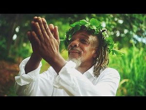 Video: Fuzzy Redbud Bush - Calling On Jan Powers 10/2/2022