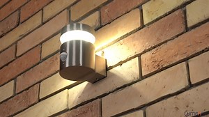 Beépített mozgásérzékelőjének köszönhetően a Ledvance Endura Style Cylinder Wall Sensor 6W kültéri fali lámpa mindig pontosan akkor világít, amikor szükséged van rá. A kifejezetten kültéri használatra tervezett, acélburkolatos, IP44-es védelemmel készülő falilámpa beépített mozgásérzékelője akár 240 fokos szögben reagálhat a mozgásra. A homlokzatra rögzíthető Ledvance Endura Style Cylinder Wall Sensor ideális kertek, erkélyek, kocsibeállók vagy bejárati ajtók megvilágítására. - Strapabíró acélbu