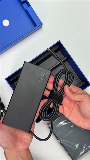 Look who's got all the AI power in the palm of their hand. 🟠NVIDIA GB10 Grace Blackwell Superchip 🟠128 GB LPDDR5x Coherent Unified System Memory 🟠NVIDIA® ConnectX®-7 SmartNIC 🟠NVIDIA AI Software Stack NVIDIA NVIDIA AI Your personal AI supercomputer is here 🖥️ Learn more: https://www.gigabyte.com/AI-TOP-PC/GIGABYTE-AI-TOP-ATOM #GIGABYTE #UpgradeYourLife #AORUS #AI #AITOP #AITOPATOM #YourPersonalAISupercomputer #NVIDIA | GIGABYTE