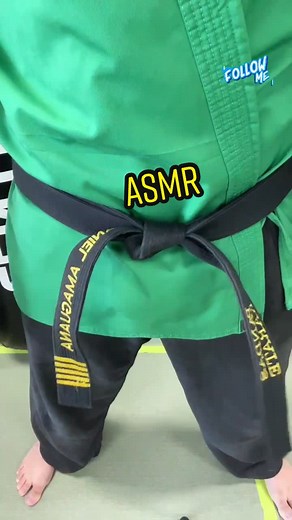 Does Your Gi Sound Like This? 🥋 #asmr #karategi #karatebelt #karateblackbelt #karatepants #dobok