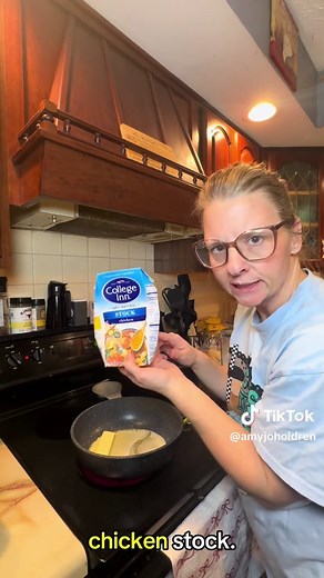 Easy Cream Chicken and Biscuits Recipe for a Busy Evening