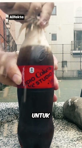 why does coke can explode #shorts #coke #cocacola