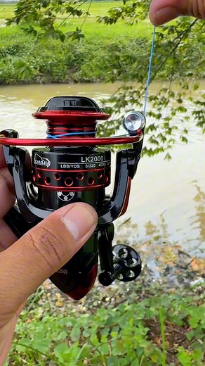 How to put line on a spinning reel👍👍 #fishing #fishingtips #fishingvideo #tutorial #fishingknots | Kang Muhidin Fishing