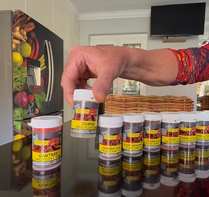 1.3K reactions · 147 shares | Super Cast se 7 nuwe SVB DUO Harde Floats‼️ 1. Black Widow & Juana 2. Perdeby & Tjop Tjop 3. Spiderman & Legend 4. Tracer & Banj’i 5. Quatro & Chakalaka 6. Hasbeen & Gatvol 7. Paint & Kiana Harde floats ook beskikbaar in ‘n Gumtree en ‘n Juana. Schalk verduidelik die verskil tussen sagte en harde floats en die rede vir die gebruik daarvan. Super Cast The Choice of Champions | SuperCast Manufacturing | Facebook