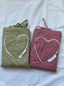 Heart Pocket Book Sleeve Girls Women’s Accessories Booktok Coquette Book Holder Kindle Holder - Etsy