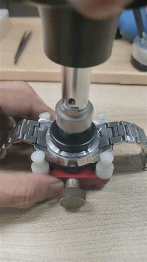 Seiko kinetic watch movement ด้านในของนาฬิกา seiko kinetic