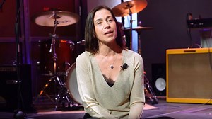 Lo que la nieve susurra al caer, la nueva novela de María Martínez, donde la música y el amor son el hilo conductor