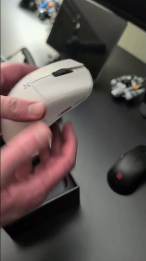 Is This The Best Mouse? - Hitscan Hyperlight Unboxing!