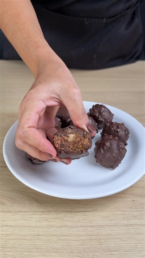 Just crush wafers to make Ferrero Rocher! | Divine Recipes