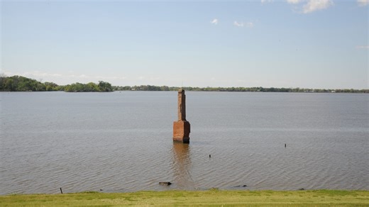 How a sinkhole caused a whirlpool and formed Louisiana's deepest lake