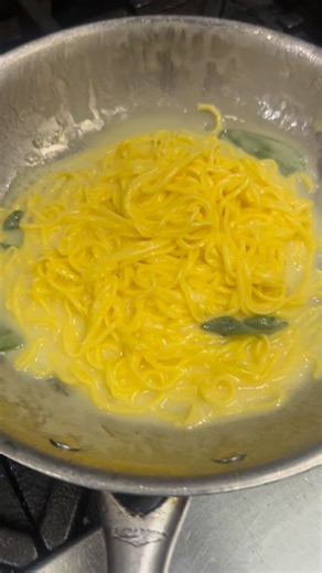 ‘Tajarin al burro e salvia’ classic Piedmontese pasta, Made with 40 egg yolks per kilo of flour. Tossed with butter, sage & parmigiano-reggiano, simply delicious #italianrestaurant #sanfrancisco #nobhill #italiancuisine #pasta #altovinosf #restaurant | AltoVino