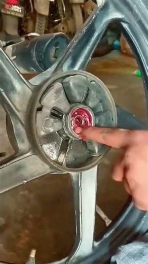 splendor bike wheel 🛞 service #repairs #automobile #splendor #hero #wheels