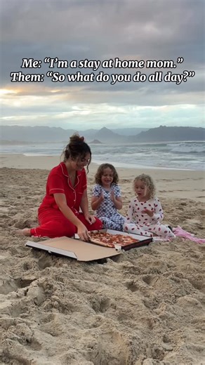 Chelsea Rae | We do ✨EVERYTHING✨ . . #momlife #motherhood #momhumor #sahmomlife #relatable | Instagram