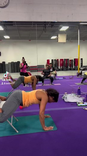 26 reactions | Chair workouts on hump day be different. #nomess #chairworkout #pushups #humpday #bootcamp | Tadda's Fitness | Facebook