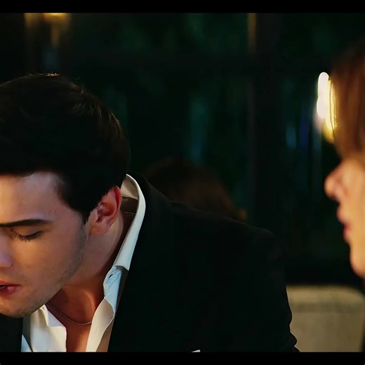 NOAH she looks beautiful when she is jealous 😂......@Nicole Wallace #fvrtmovie #myfualt #foryou #nicknoahedit #repost