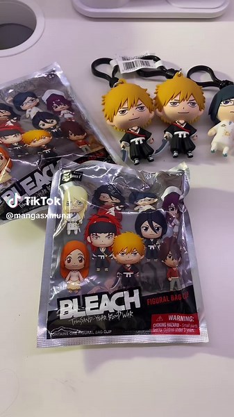 Unboxing Bleach Blind Bags Featuring Ichigo