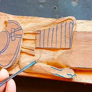 My wooden sculpture of a woman | Woodworking CLASS