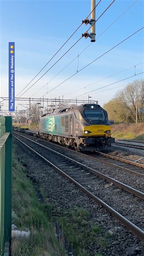 Direct Rail Services. 4B43 “The Tesco Express,” 88009 “Diana” @ Madeley. 🛒🛒