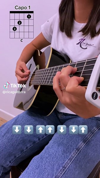 Quédate Lejos - Ha Ash Te enseño a tocar tus canciones favoritas en la 🎸 Comenta cuál te gustaría aprender 🔥 #guitarra #aprende #canciones #tutorial #musicos