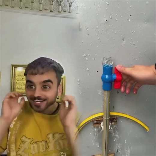 من تخاف الام على الابن الصغير من يطلع مع الاب😂.#ضياء_طلال