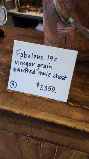 EXCELLENT Primitive Antique American FAUX GRAIN PAINTED mule Chest #antique #furniture #painting