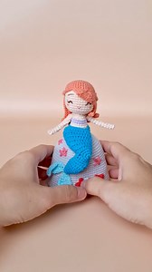 8K views · 3.5K reactions | Under the sea… This cute mermaid can turn into a princess in the blink of an eye. The crochet pattern can be found in @chibiscraft ‘s book REVERSIBLE AMIGURUMI >>> link in bio to see the 11 other designs! #reversibleamigurumi #reversiblemermaid #crochet #amigurumi #amigurumicrochet #crochetbook #amigurumibook | Amigurumi.com | Facebook