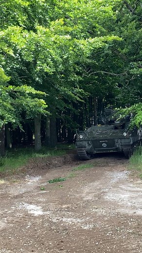 Armoured Cavalry troops conducting training on the Warrior Armoured Fighting Vehicle. There are three Armoured Cavalry Regiments in the Royal Armoured Corps The Household Cavalry The Royal Dragoon Guards The Royal Lancers #armyjobs #robustagilecapable #armouredcavalry #britisharmy #vehicle #recce #cavalry #warrior | Royal Armoured Corps