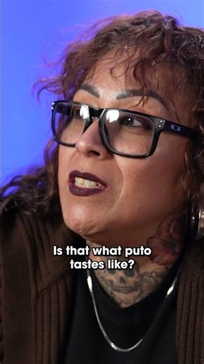 Mexican moms try a CRAZY Filipino dessert 😅