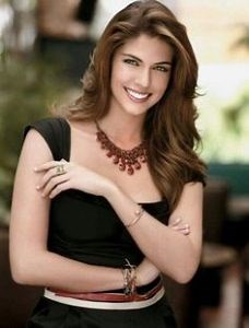 Stephanie Cayo: Bio, Height, Weight, Measurements
