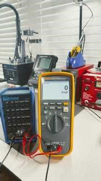 (Quick Review) Capacitance Measurement Using The FLUKE 279 FC Thermal TRMS Multimeter