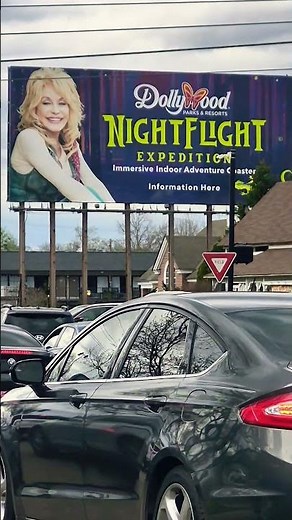 🦋🩷 Pigeon Forge Tennessee #Dolly #Dollywood #Spring2026 #Nightflight