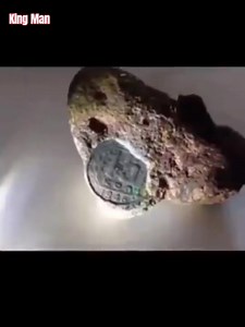 175K views · 4.8K reactions | Extraterrestrial Evidence of Anunnaki and Sumerian Reptilians Found Around the World Join group watch more: Mysterious Aliens & UFO Disclosure ✔ | Mysterious UFOs | Facebook