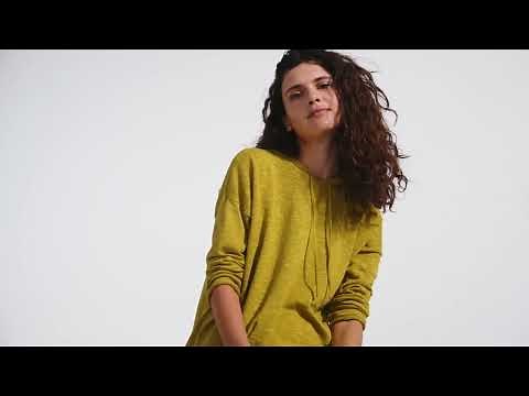 Eileen Fisher Spring 2022 Collection