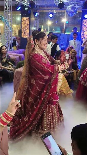 bride entry dance 💕❤️ #bride #bridedanceperformance #subscribe #like