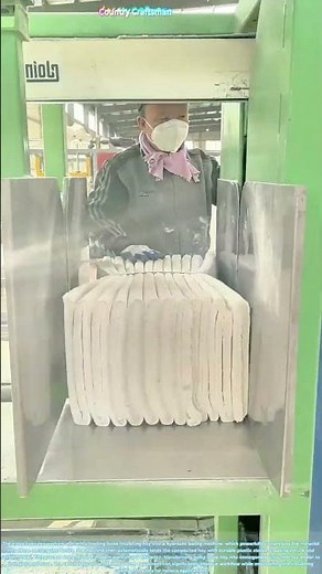 Farm Tech: Hydraulic Press Transforms Loose Hay into Neat Bales