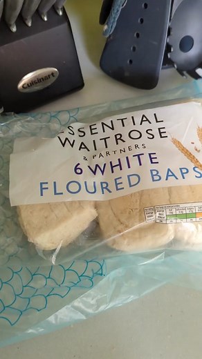 How to Defrost Bread Rolls in Your Air Fryer