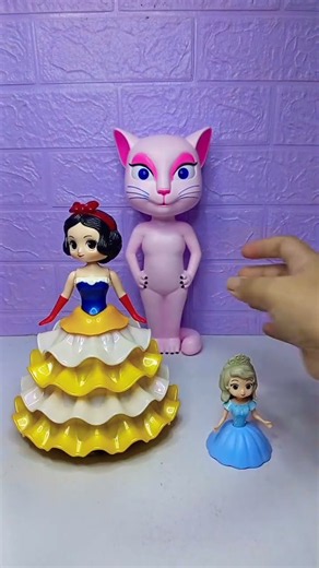 very Cool transforming princess Snow-white N little princess