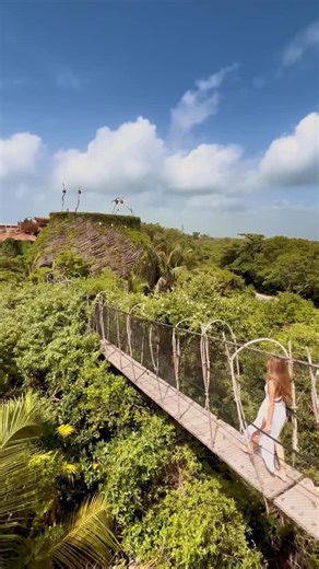 AZULIK™ on Instagram: "Discover AZULIK’s culinary journey through its premium restaurants in Tulum. A contemporary and refined interpretation of ancestral flavors, elevated through bold creativity and conscious craftsmanship. Each dish is a dialogue between tradition and innovation — a sensory ritual guided by nature, seasonality, and the soul of the ingredients. Every space invites you to savor story, experience and reconnection."