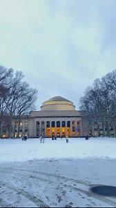 Our favorite time of year on campus ☃️ . . . . . #MIT #supplychain #supplychainmanagement #mitsupplychain #mitsupplychainmanagement #supplychains #mitscm #topranked #mastersprogram #mastersdegree #aroundmit #cambridge #boston #bostonwinter @mit | MIT Supply Chain Management Program