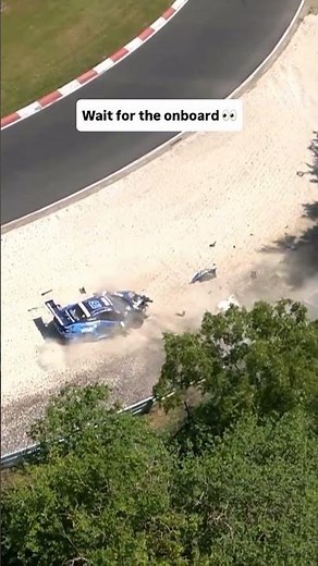 Massive crash during the Top Qualifying 🤕