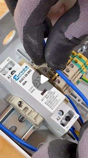 eFIXX | Building up an Earth Bond Relay Prepare for an electrifying adventure as we set up our SunSynk Hybrid Inverter for island-mode operation!... | Instagram