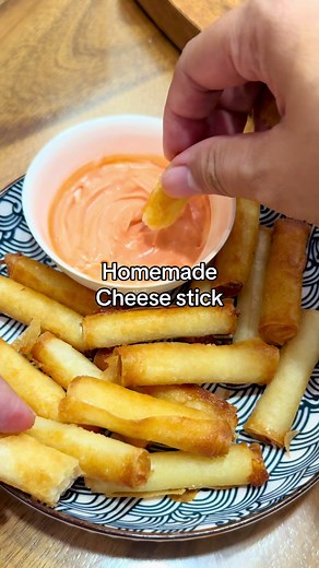 Homemade Cheese Stick Recipe: Easy and Delicious Snack!