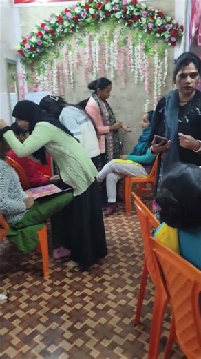 #funny 😃#comedy 😂#eyemakeup😍 #beautyparlour 💄