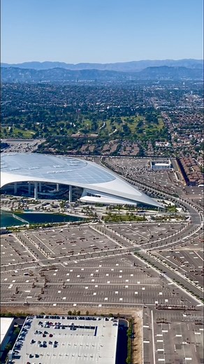 Aerial view of SOFI Stadium before landing at LAX #sofistadium #airplane #view #LA #losangelescalifornia #aerialview | Around The World Through My Eyes